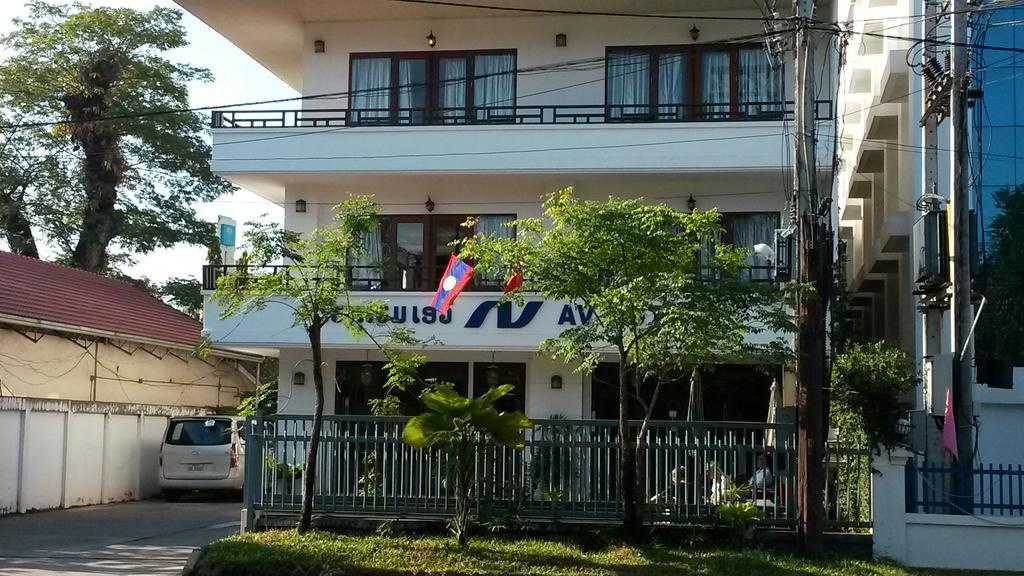Av Hotel Vientiane Exteriör bild