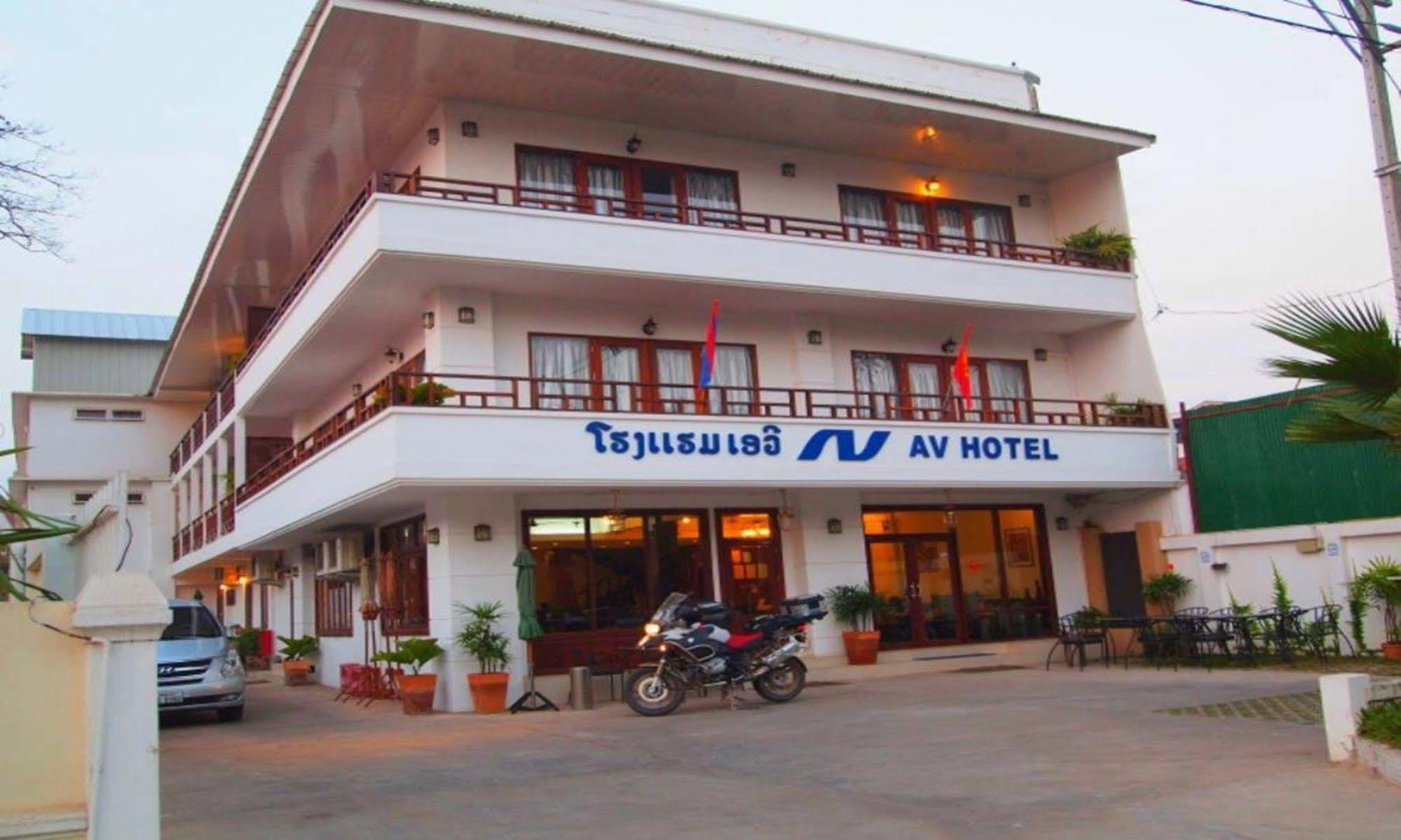 Av Hotel Vientiane Exteriör bild