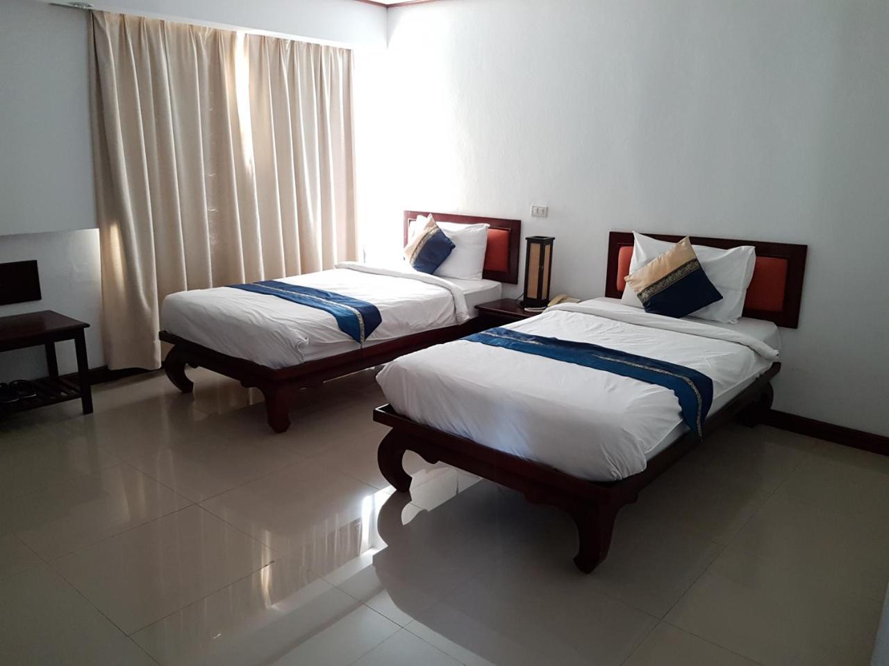 Av Hotel Vientiane Exteriör bild
