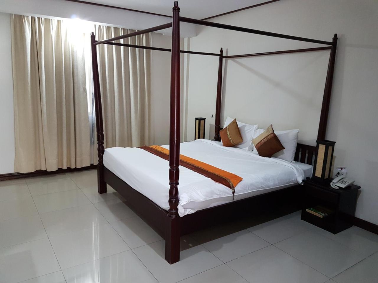 Av Hotel Vientiane Exteriör bild